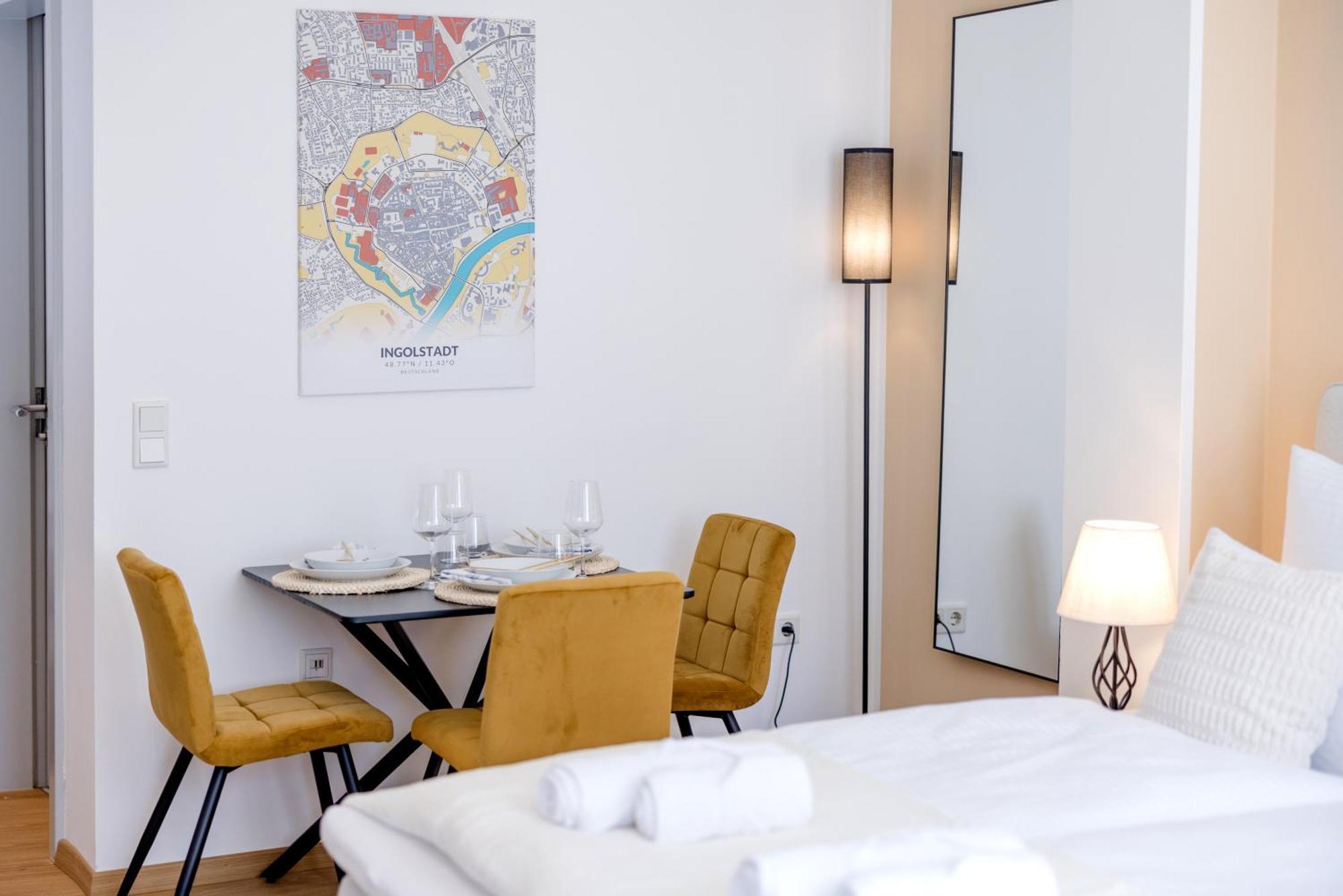 Lumen Homes - Altstadt-Studio Direkt Im Zentrum, Kueche, Netflix, Oeffentlicher Parkplatz Ums Eck Ίνγκολστατ Εξωτερικό φωτογραφία