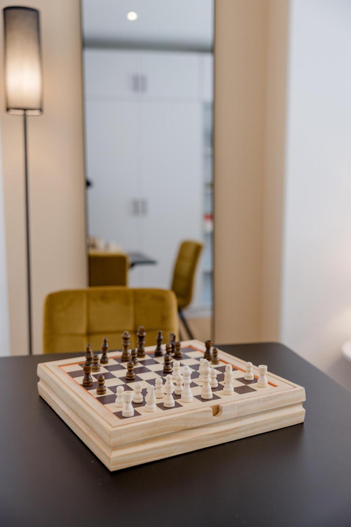 Lumen Homes - Altstadt-Studio Direkt Im Zentrum, Kueche, Netflix, Oeffentlicher Parkplatz Ums Eck Ίνγκολστατ Εξωτερικό φωτογραφία